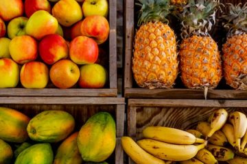 Story of the grocer and the fruit seller